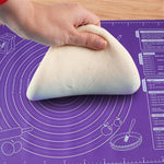 tapis pâtisserie violet blanc dessins pâte sucre rouleaux pratique deco
