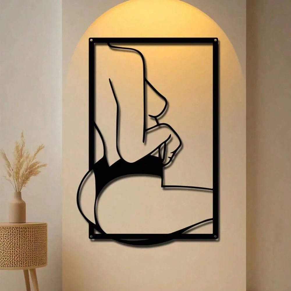 décoration murale contemporaine sculpture abstraite métal noir minimalisteintérieur féminine ligne fixations vis mural farmhouse