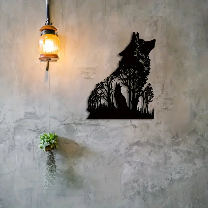 sculpture murale loup noir scène forestière artisanal moderne décoration intérieure chambre salon métal opacité