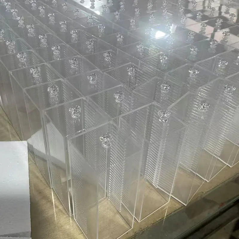 boîte rangement acrylique transparente couvercle figurine collection socle noir clips
