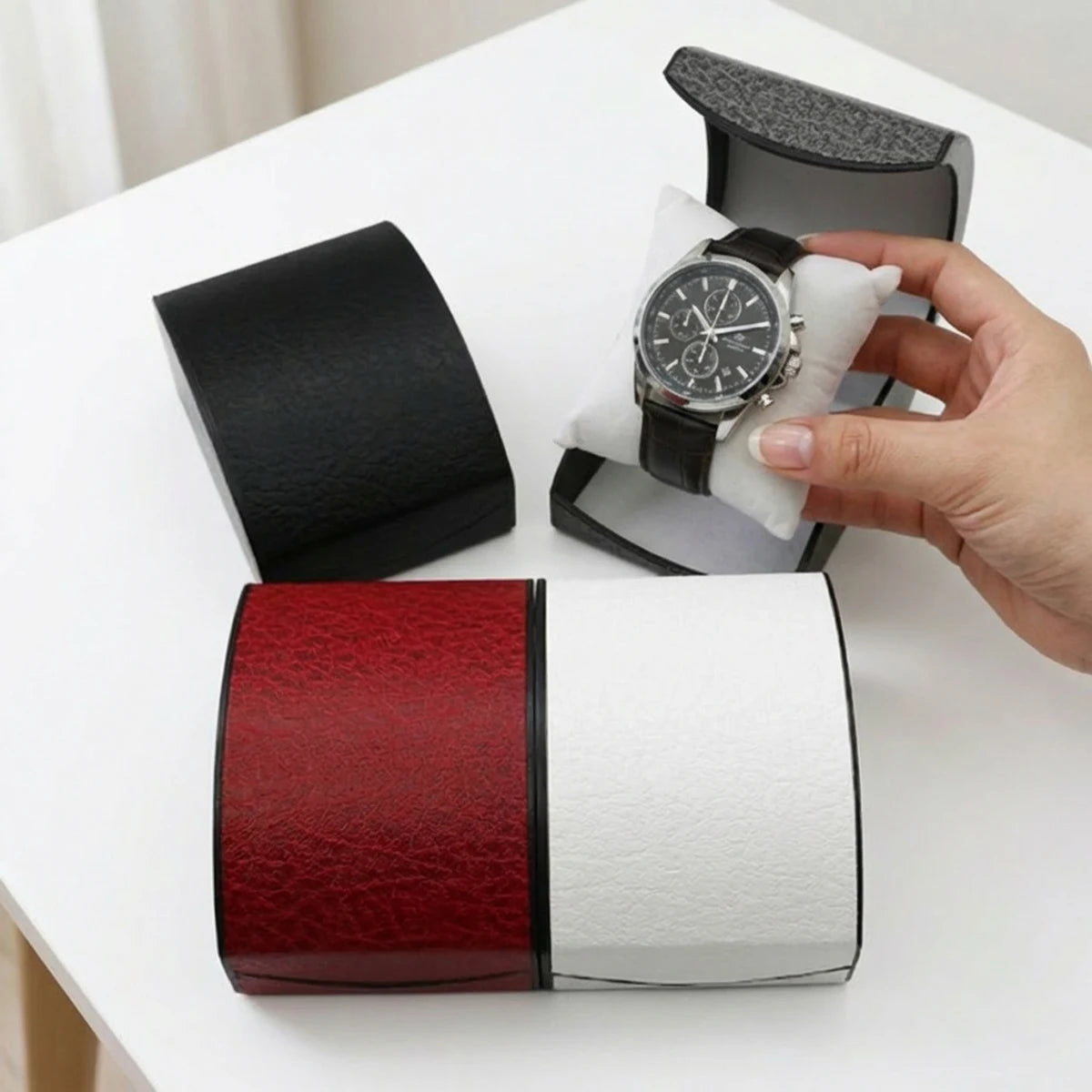boîtes rangement montres simili cuir noir rouge blanc moderne protection sport