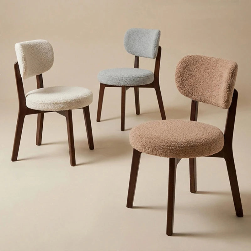 chaise moderne beige marron foncé tissu bouclé assise dossier pieds salon protection durable elasthanne