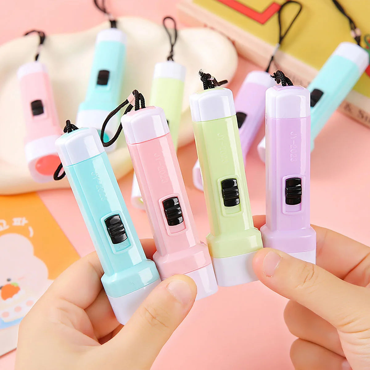 mini lampe poche kawaii rose violet vert bleu ciel enfant anniversaire decoration halloween noel