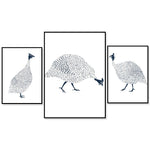 Une collection d'œuvres artistiques minimalistes représentant différents types de volailles de manière graphique et épurée.