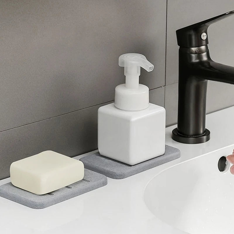 porte savon silicone texturé gris foncé gris clair moderne minimaliste rapide absorption salle bain