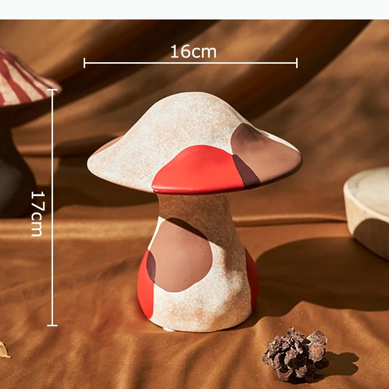 décoration moderne figurines champignons rayures abstraites couleurs variées beige rouge marron