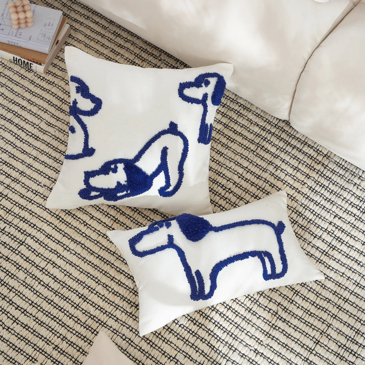 housse coussin brodée chien polyester blanc bleu motif relief moderne décontracté canapé lit decoration