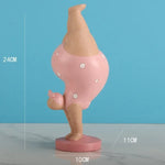 statues yoga contemporaines humoristiques résine rose beige points blancs texture mat opaques