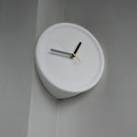 horloge murale moderne simple bleu rouge noir aiguille sans tic tac minimaliste salon