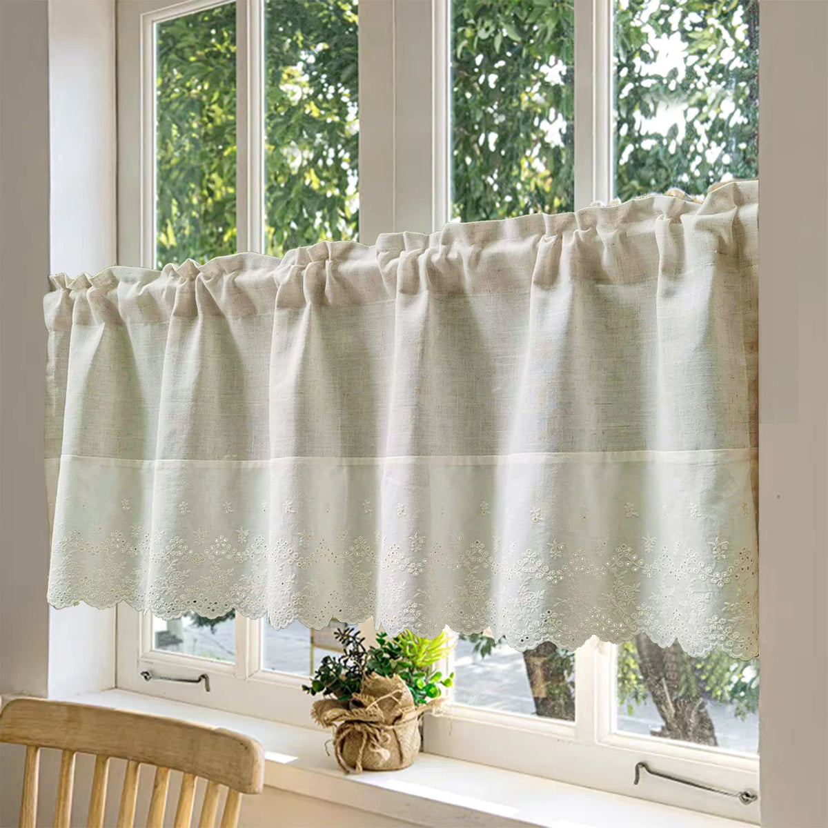 rideau beige clair texture lin motifs floraux opacité classique rustique bordure décorative cuisine bureauhôtel