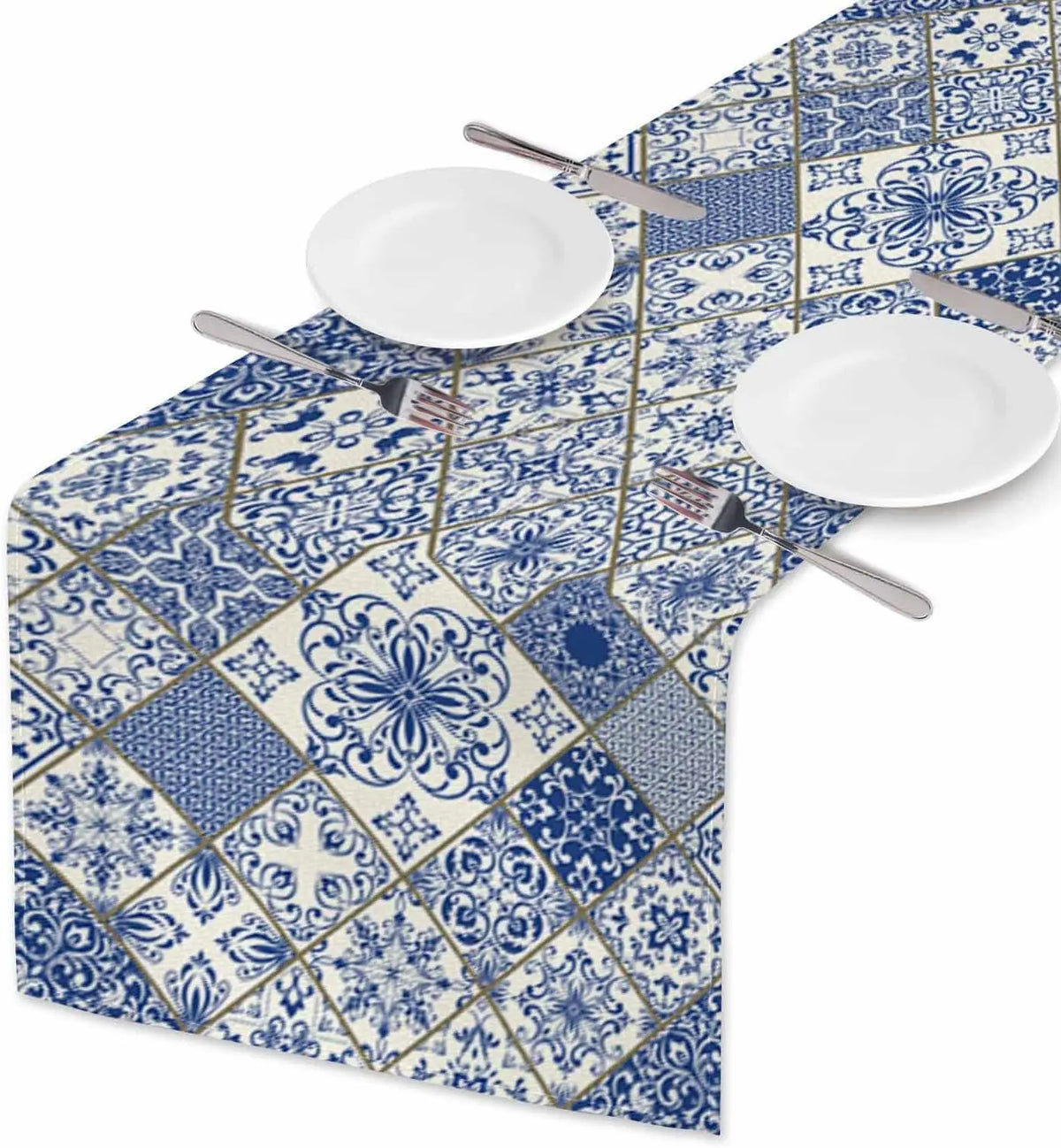 chaise bois blanc bleu patchwork table lin classique vintage assiette fourchette cuillère bol fruits