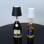 lampe table veilleuse led rechargeable noir blanc moderne minimaliste interrupteur tactile base transparente abs