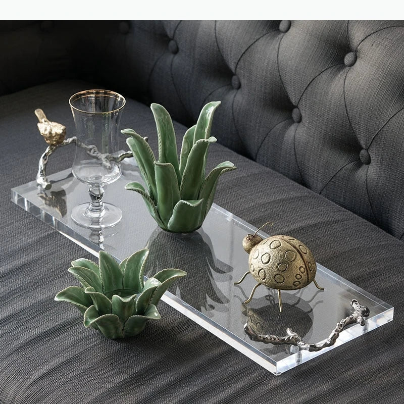 décoration intérieure plante artificielle cactus feuilles vert pointues moderne réaliste ambiance bohème chic