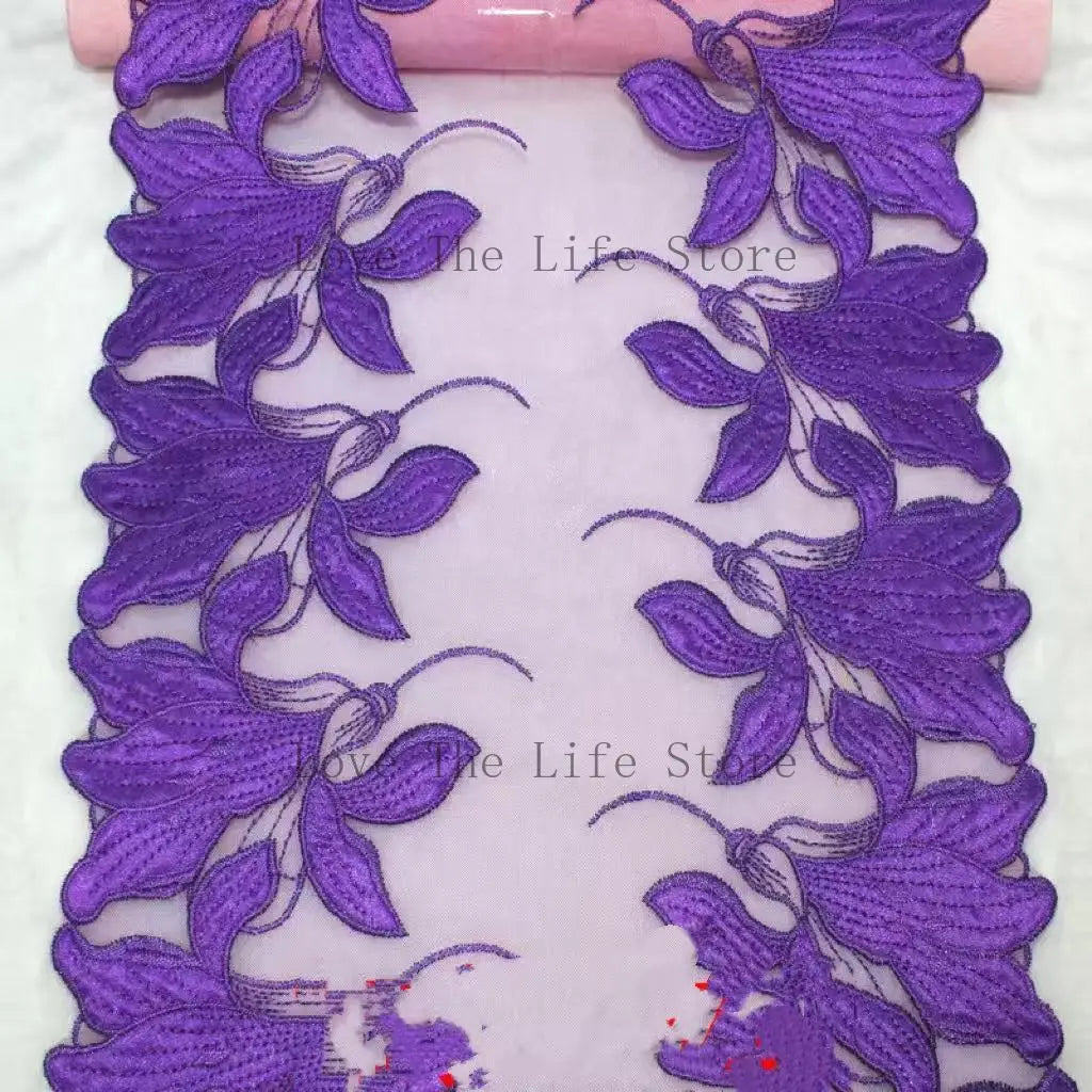 ruban décoratif brodé feuilles stylisées vert violet bleu rose noir 100 polyester 25cm 20yards