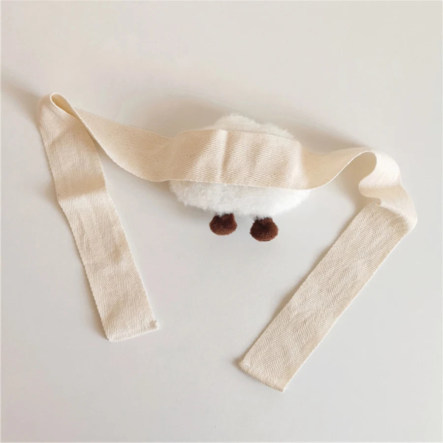 accessoires fenetre peluche souriant nuages decoratifs chambre enfant blanc rose bleu opaques