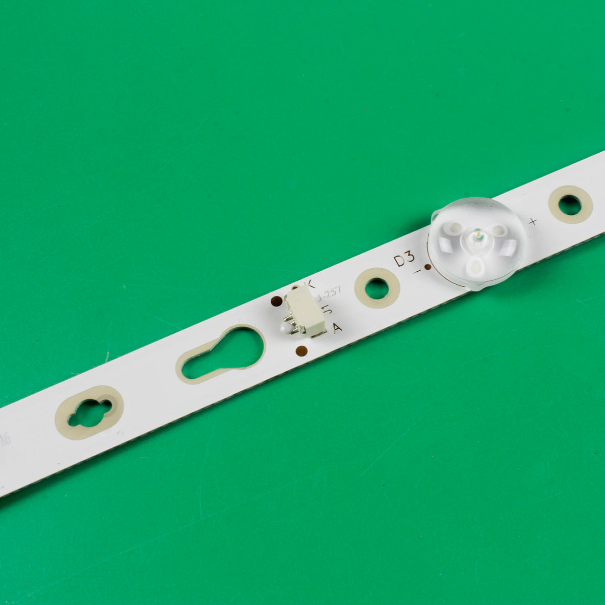 bande lumineuse led blanc moderne 2pcs 4connecteurs 10oeilletsservices industriels éclairage fixations
