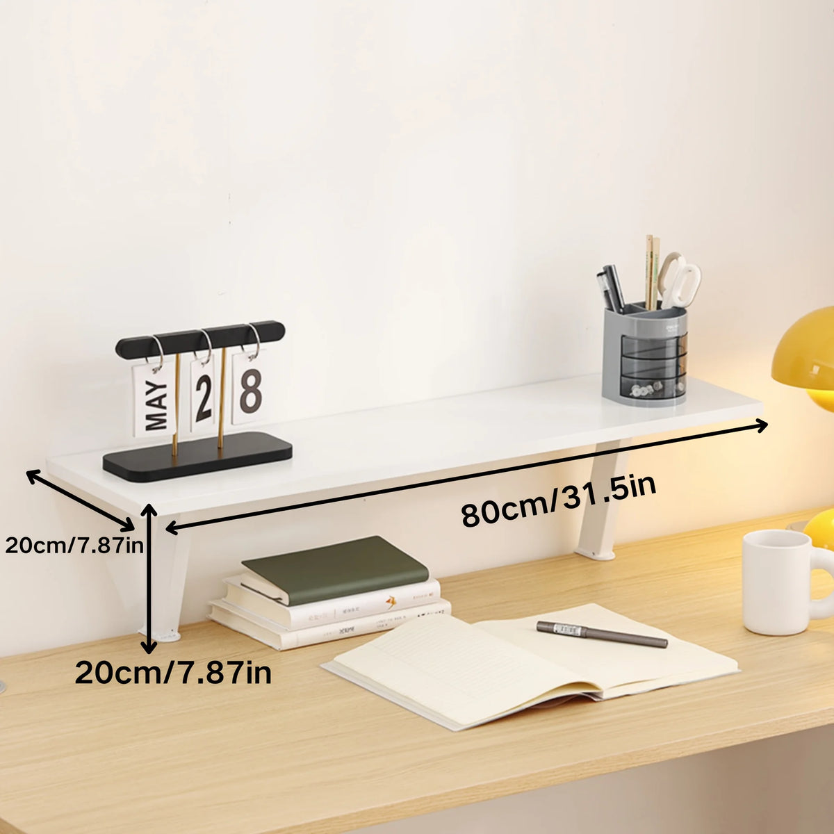 étagère murale blanche moderne clips calendrier porte crayons livre cahier tasse lampe