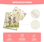 Une nappe de table avec une impression de lapins et de fleurs, résistante à la décoloration et lavable en machine pour une utilisation durable et de haute qualité.