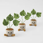 plantes artificielles tricotées vert feuilles marron créatives décoration intérieure maison artisanale festive