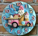 horloge murale circulaire aiguille mécanique géométrique relief enfants ludique pop art triangles camion glace