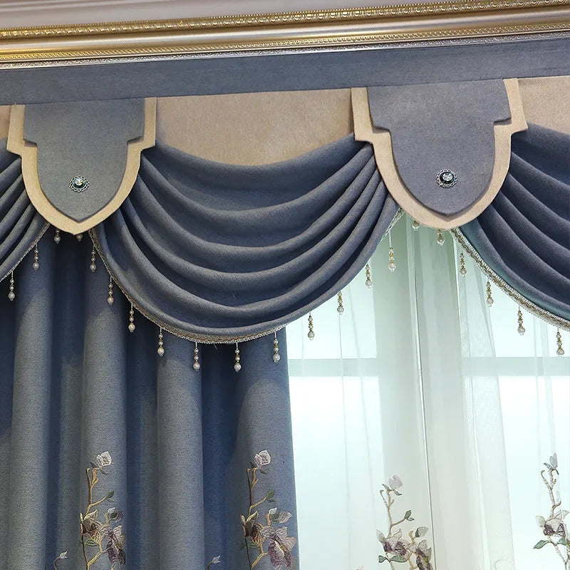 rideau bleu brodé fleurs classique opaque maison bleu clair franges