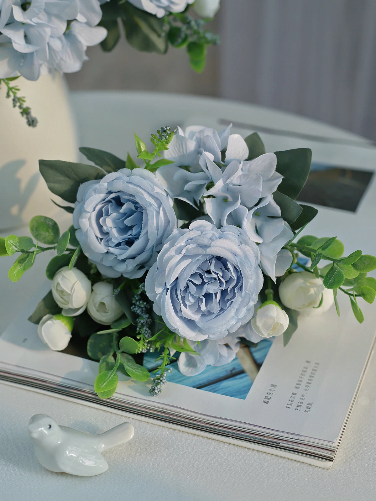 bouquets fleurs artificielles pivoine roses hortensias vases décor maison anniversaire mariage