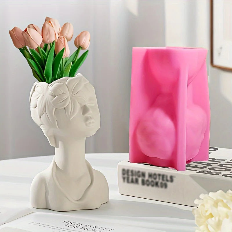 vase silicone forme buste humain blanc rose marron visage stylisé moderne