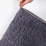 tapis bain gris foncé absorbant doux moderne antidérapant polyester adhésif salle douche