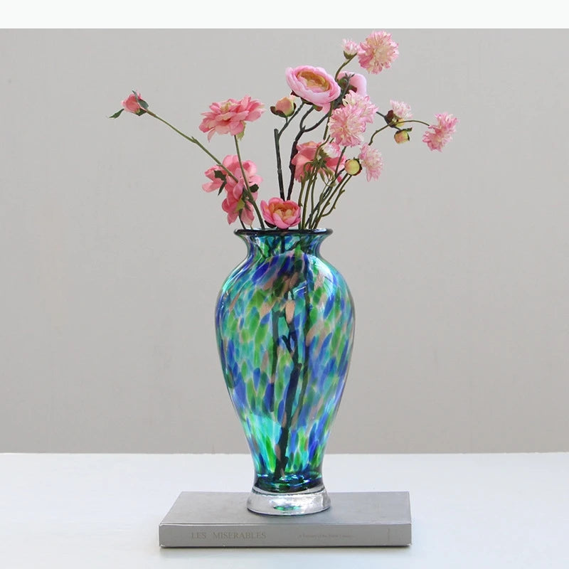 vase translucide motifs bulles couleur bleu vert tulipes décoration table artisanal moderne