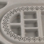 plateau conception gris clair mat opaques outils couture boite rangement ciseaux pinces bijouterie fonctionnelle