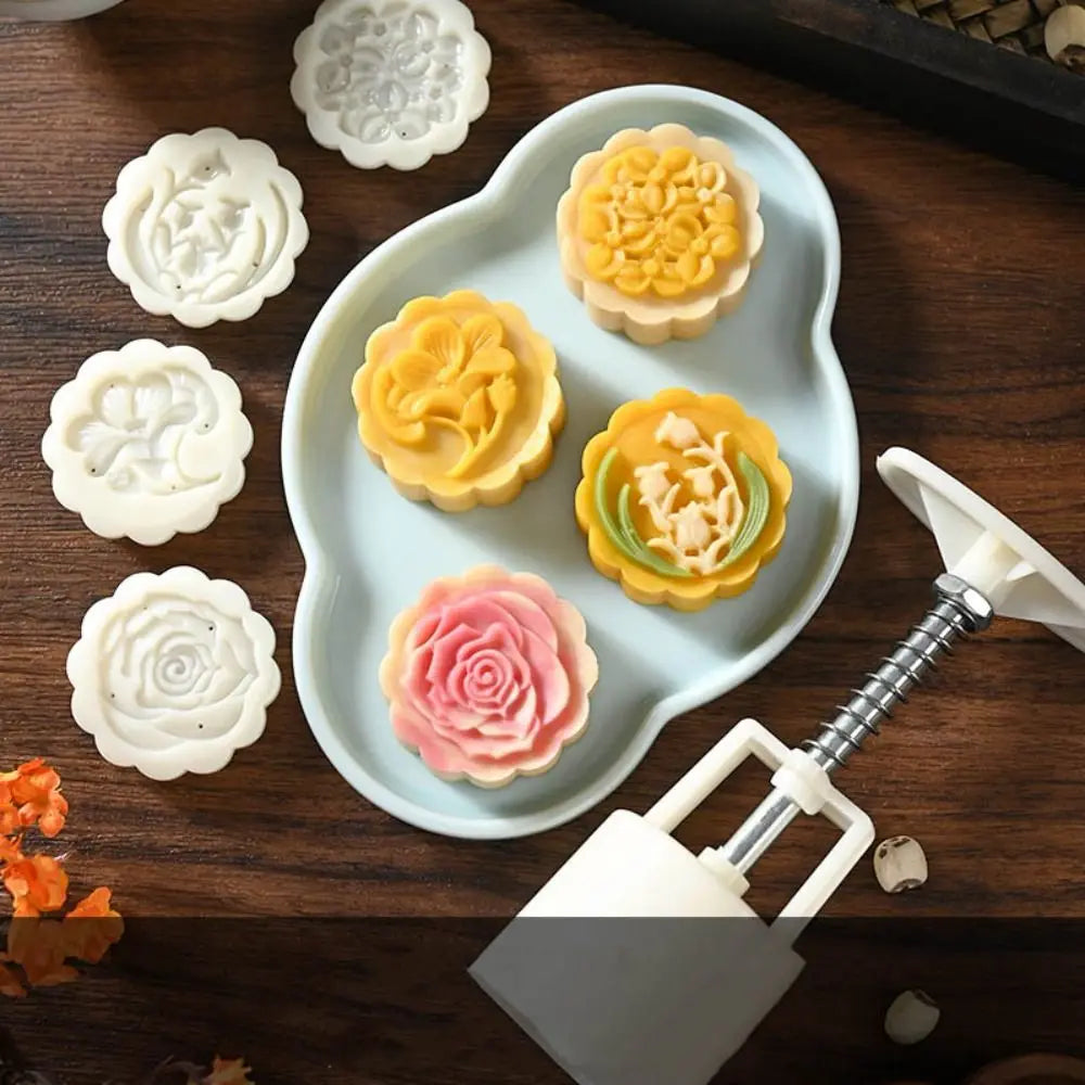 moule biscuits blanc moderne motifs floraux géométriques opaque décoration gâteau fondant
