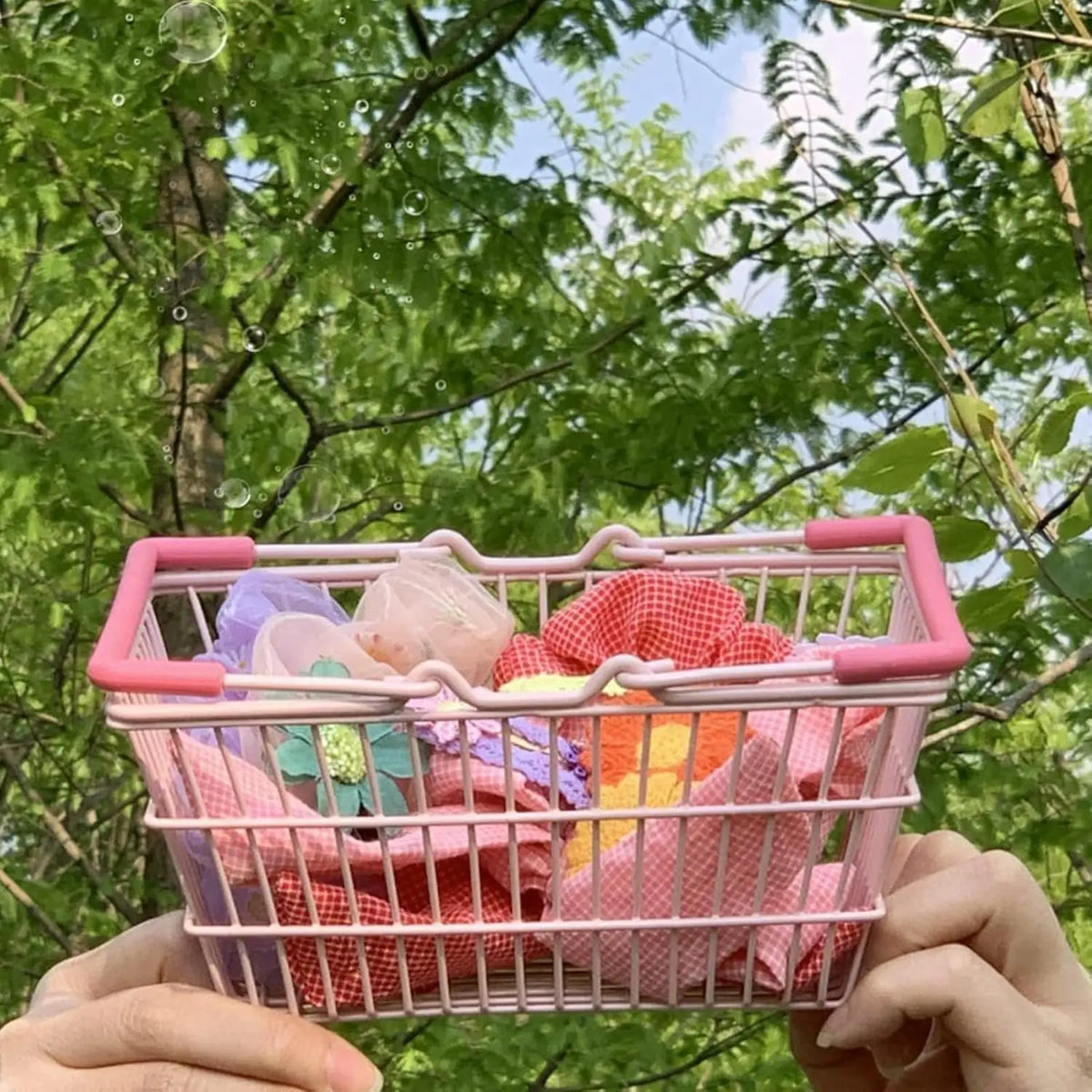 panier rangement rose clair réutilisable fer moderne minimaliste poignées détachables cosmétiques bijoux stockage fille