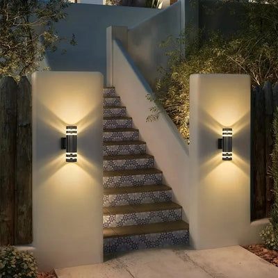 Applique murale LED étanche noire pour extérieur