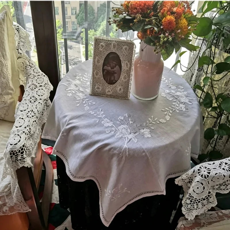 serviette table brodée florale blanc classique réutilisable maison fêtes noces