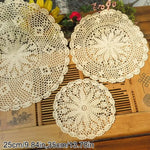 napperons crochetés vintage rustique blanc crème rouge jaune vert