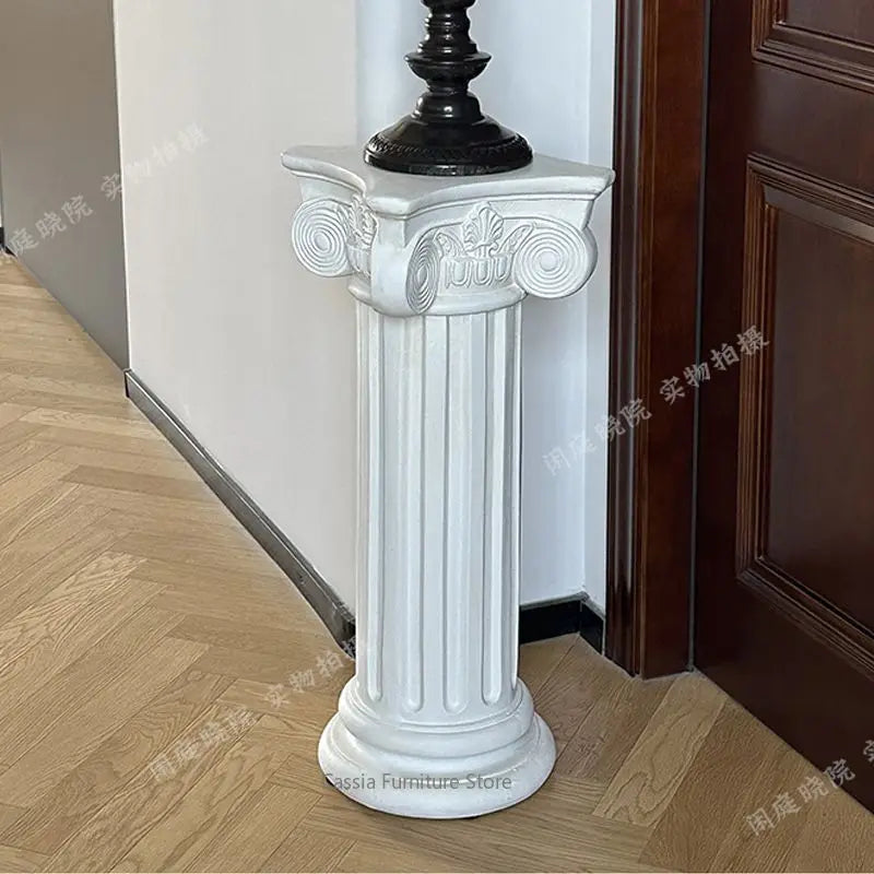 colonne décorative résine noire blanche motifs végétaux intérieur extérieur classique ornements plateau carréextérieurintérieurluxeboutiquedécorationhome