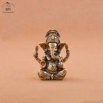 statuette ganesha bronze doré sculptée details complexes religieuse traditionnelle décoration intérieure éléphant dieuhindou ornement