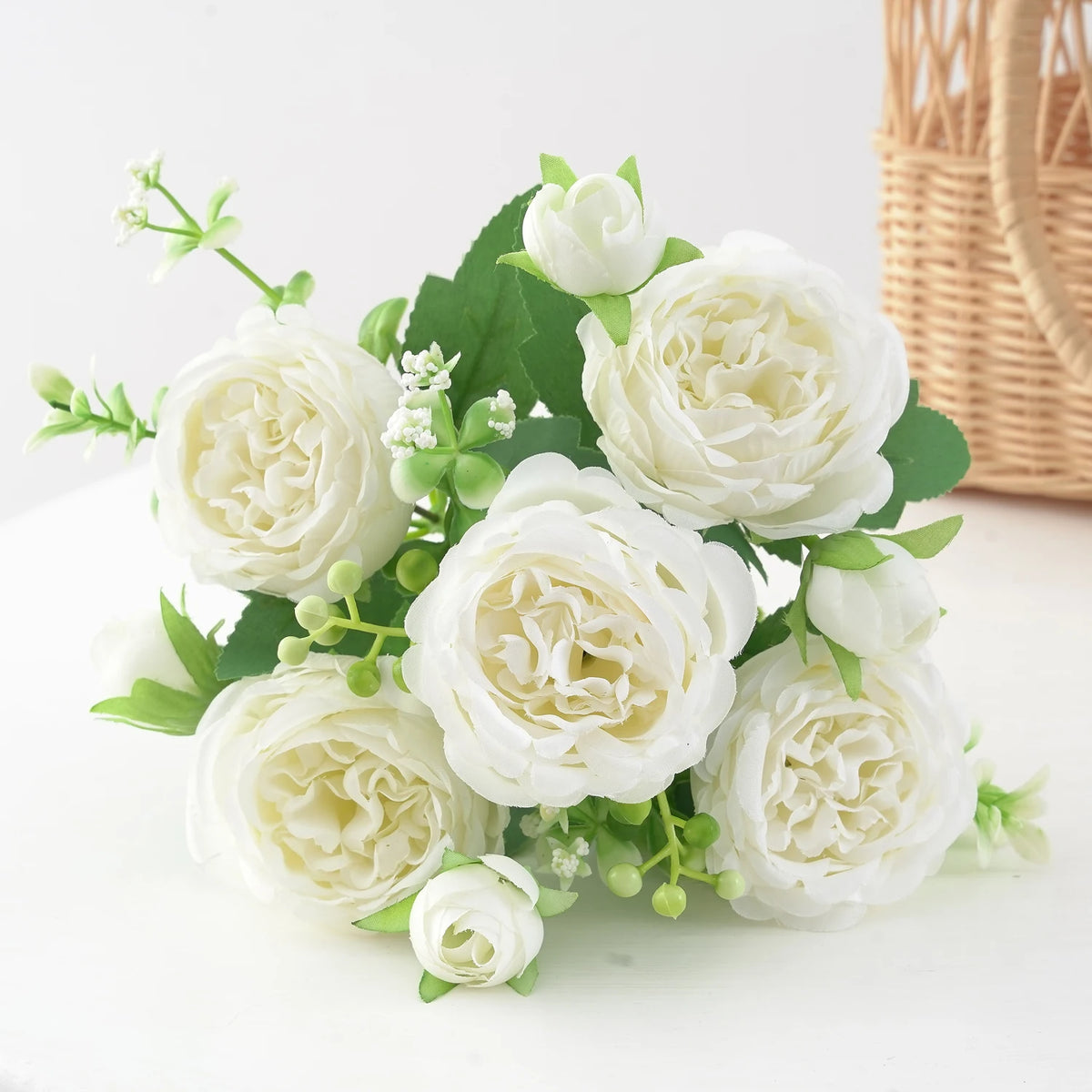 bouquet artificiel pivoine blanc vert classique intérieur mariage fêteDecoration intérieur fleurs faux