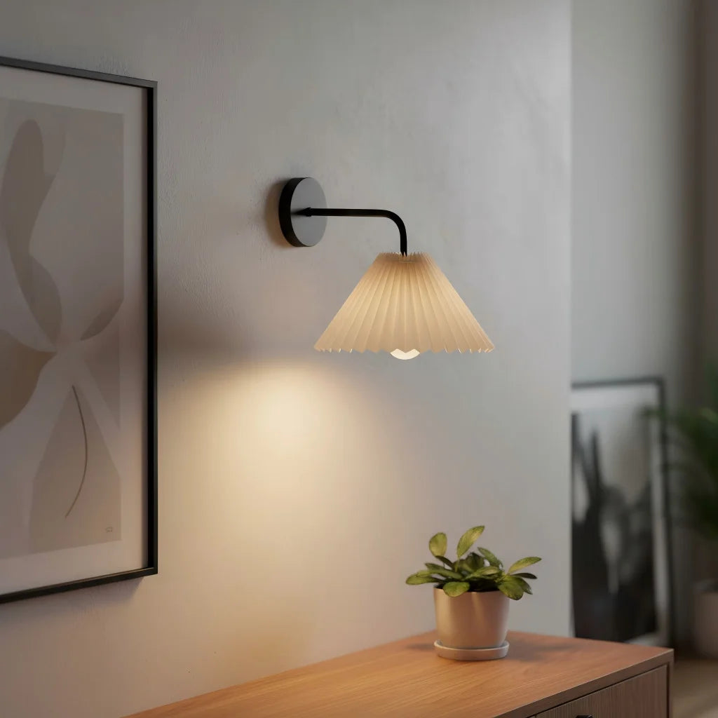 lampe murale moderne or noir plissée éclairage chambre salon nordique