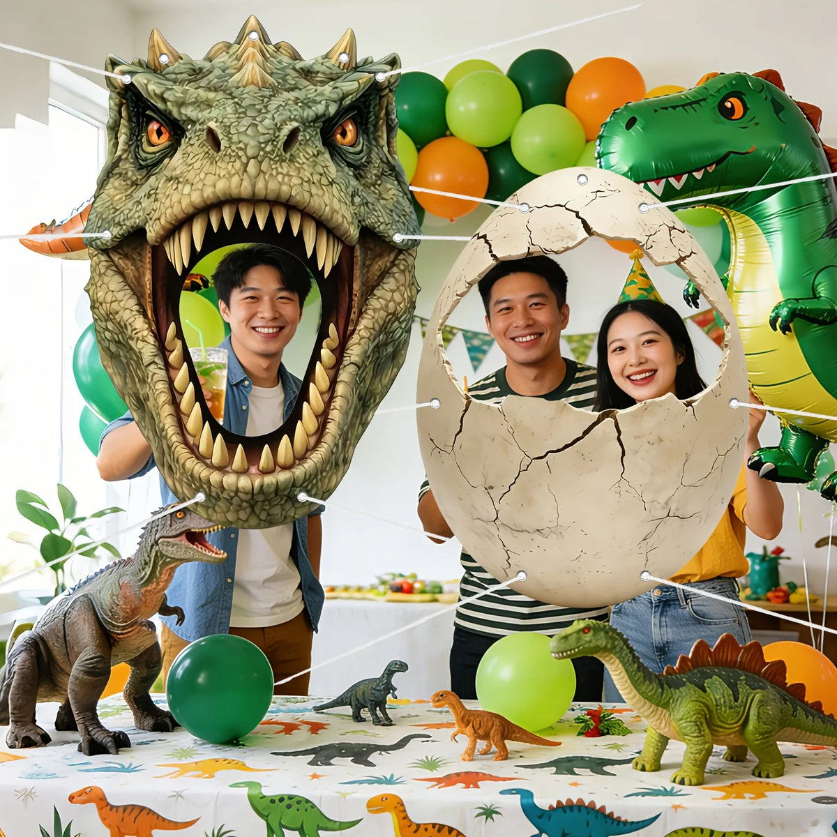 décoration fête masque dinosaure coquille oeuf verte bétonnée jurassique Halloween anniversaire