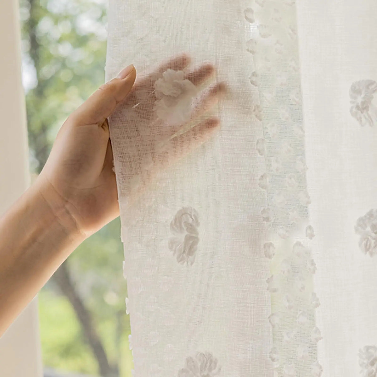 rideau blanc pompom dentelle translucide moderne romantique chambre coucher inclusion