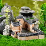 miniature village traditionnel résine beige gris brun foncé toitures tuiles statues lions chinois decoration