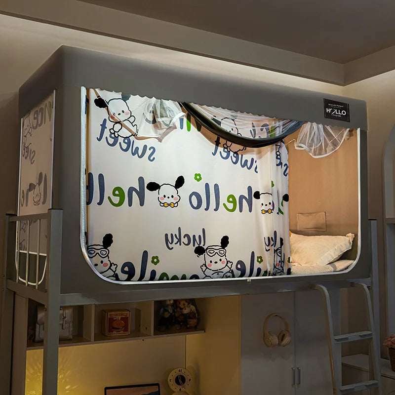 lit mezzanine moderne enfant gris blanc imprimé hello lucky tapis oreiller lampe figurines
