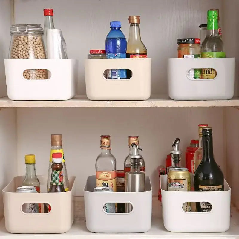 boîtes rangement moderne boîtes bacs plastique opaques couleurs variées beige blanc orange bleu sans