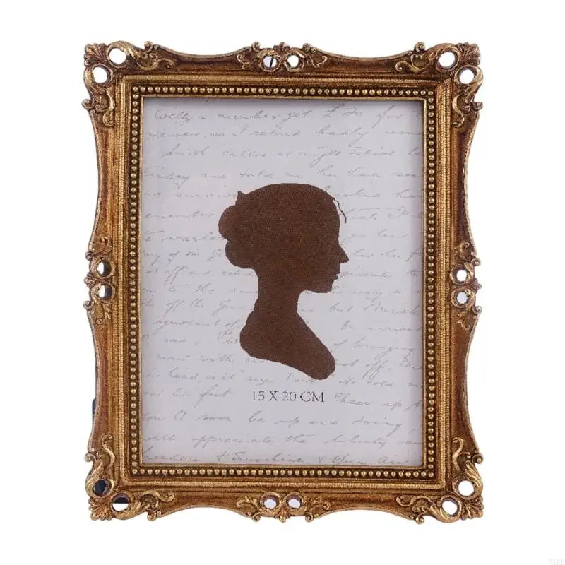 cadres photo vintage or floral strass portraits silhouettes papier texturé semi transparent ornement baroque