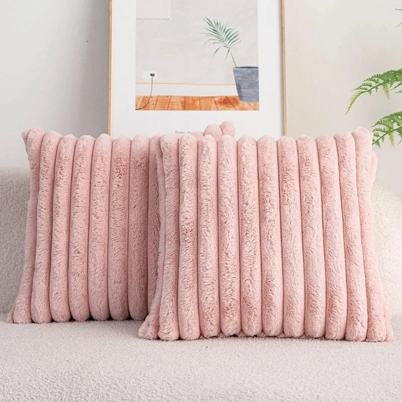 housse coussin carrée fausse fourrure polyester coton rayures horizontales teint uni beige gris rose