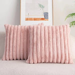 housse coussin carrée fausse fourrure polyester coton rayures horizontales teint uni beige gris rose