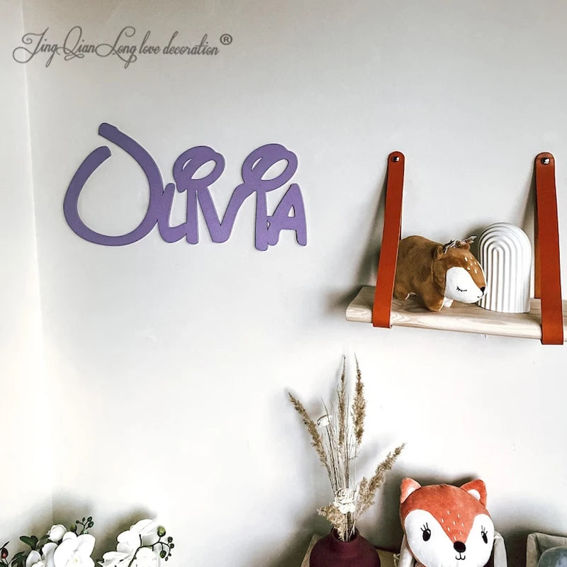 Décoration murale enfant personnalisée avec design inspiré Disney