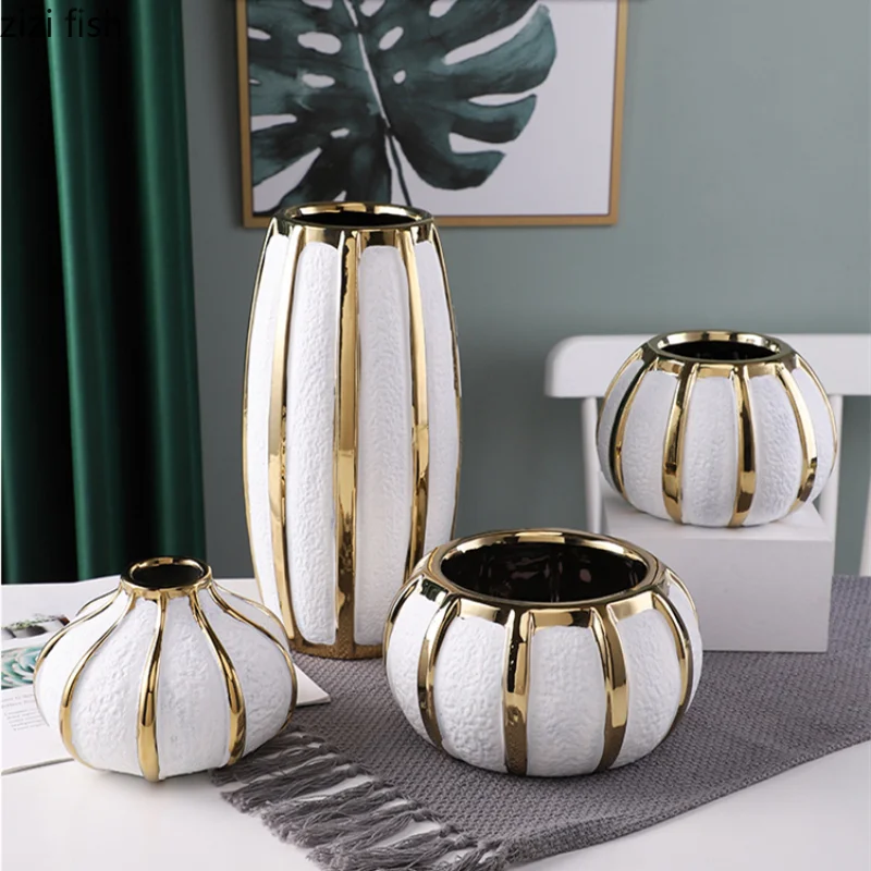 vases céramique moderne blanc doré texture rugueuse ligne élégant fleurs