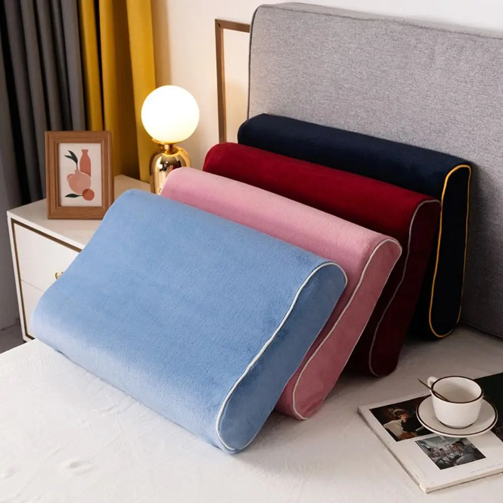 coussin bleu uni doux moderne taille 50x30cm zip caché confortable chambre coucher